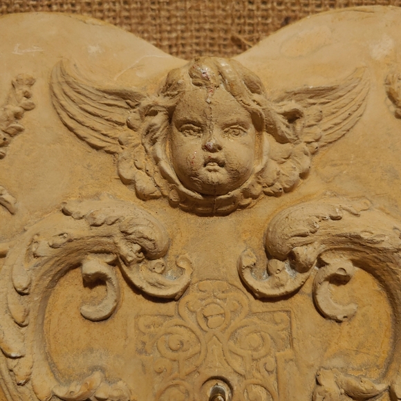 Angel sculpture - Picture 2 of 7